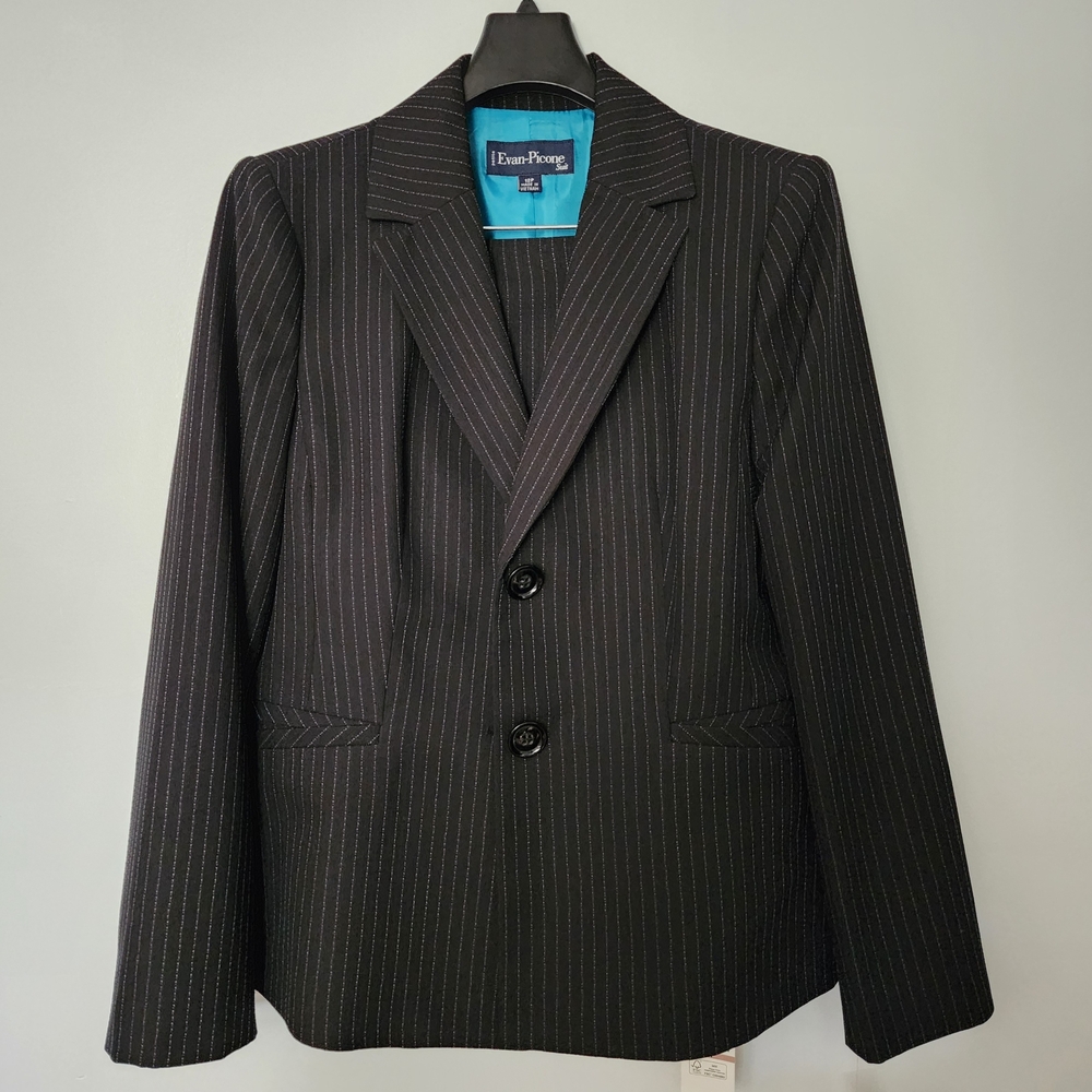 Evan-Picone Women's Pinstripe Pant Suit – Size 12P (New with Tags)